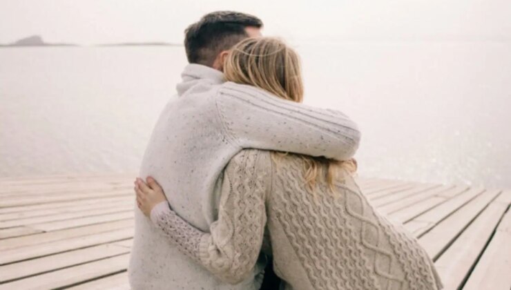 Bilim açıkladı: Sıcak bir sarılma neden bu kadar iyi hissettiriyor?