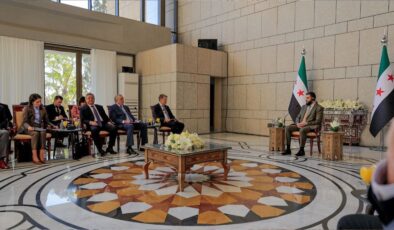 BMGK heyetinden Suriye’ye ilk ziyaret: Ahmed Şara ağırladı