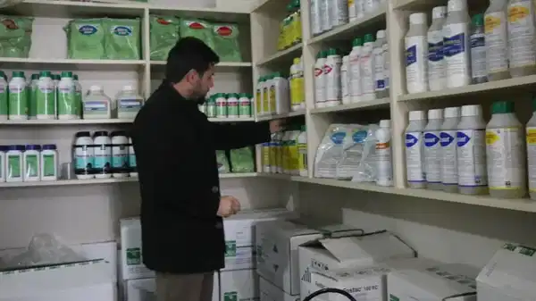 Böcek ve tarım ilaçlarına ilişkin yeni düzenleme: Reçetesiz ve internetten satışı yasaklandı!