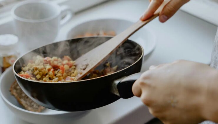 Bu yönteme dikkat! Uzmanı uyardı: Gıda zehirlenmesine 2 unsur neden oluyor