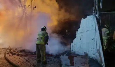 Bursa’da barakada korkutan yangın: 1 kişi dumandan etkilendi
