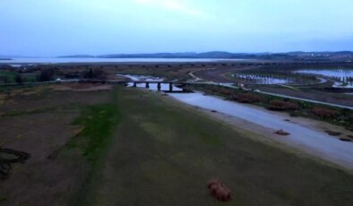 Büyükçekmece gölünde su azalıyor