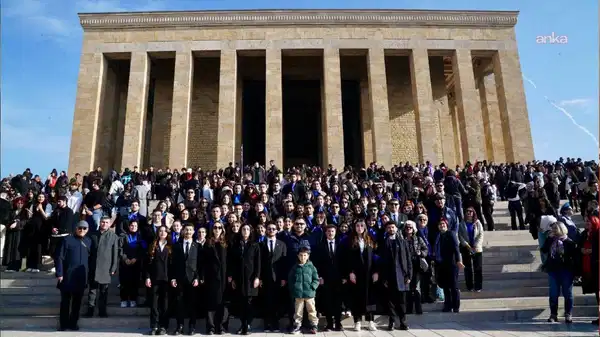 Çağdaş Yaşamı Destekleme Derneği Çağdaş Gençlik Geleneksel Anıtkabir Buluşması’nın 17’ncisi yapıldı