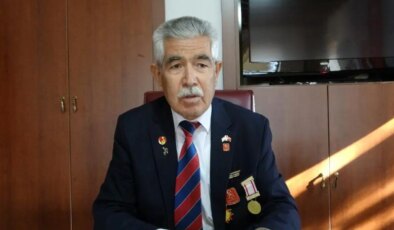 Cami çıkışı otomobil çarptı: Hayatını kaybetti