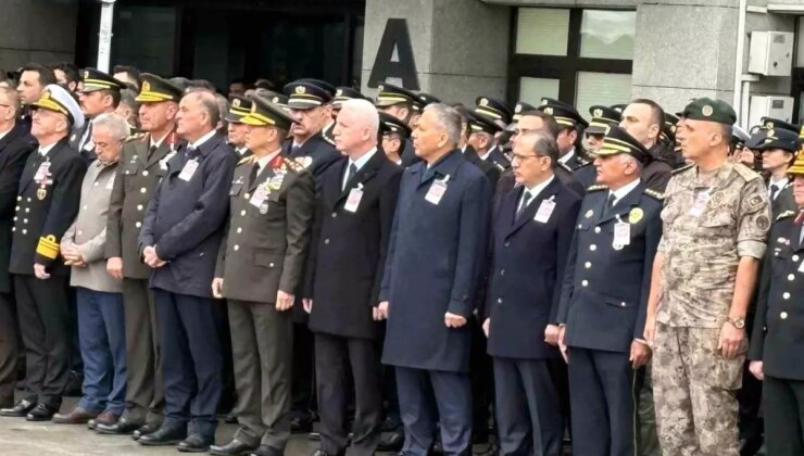 Çekmeköy’de çıkan çatışmada şehit olan Emre Albayrak için emniyette tören düzenleniyor