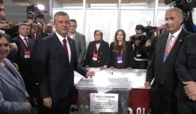 CHP 39. Olağan Kurultayı’nda ikinci gün… ‘Genel başkanlık’ seçimi başladı: Tek aday Özgür Özel oldu!