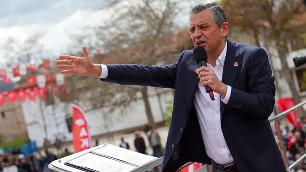 CHP Genel Başkanı Özgür Özel, Ankara’da konuştu: ‘Artık meclis meydanlardır, sokaktır’