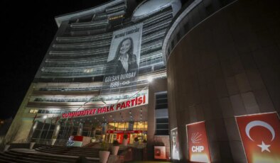 CHP Genel Merkezi’ne Gülşah Durbay fotoğrafı asıldı