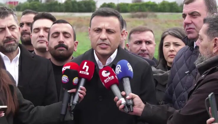 CHP’li Özgür Çelik, İmamoğlu duruşması sonrası duyurdu: ‘Bu haftadan itibaren İstanbul’un dört bir yanında sahaya çıkıyoruz’