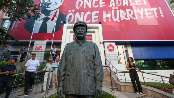 CHP’nin Cumhurbaşkanlığı Aday Ofisi Yürütme Kurulu ilk toplantısını pazartesi günü yapacak