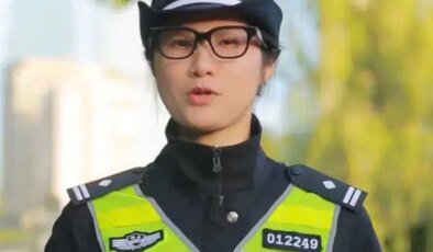 Çin’deki trafik polisleri yapay zeka destekli akıllı gözlükler kullanmaya başladı