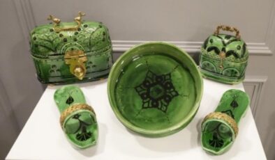 Çini sanatında 12 yıllık bir yolculuk: Songül Şimşek’in ‘Desende Saklı’ sergisi