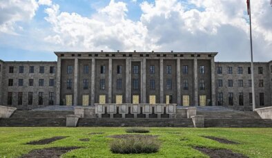 Çocuk istismarı skandalı ardından TBMM’de yeni taciz iddiası: ‘Şikayetin ardından tehdit edildim’