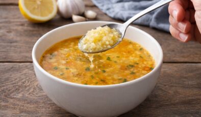 Çorbaya 1 kaşık ekleyin, kışı sapasağlam geçirin! Antibiyotik ve C vitamini etkisi…