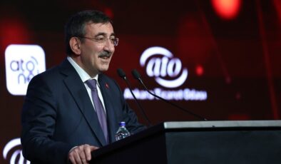 Cumhurbaşkanı Yardımcısı Yılmaz: Dijitalleşme ve yapay zekâ kalkınma stratejimizin merkezinde