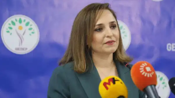 DEM Parti’den ‘İmralı’ çıkışı: ‘Her şey hiçbir şekilde gizlenmeden paylaşılmalı’