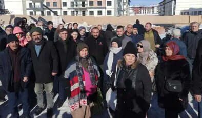 Deprem sonrası Malatya’da rezerv alanda ‘konut’ yetersizliği: ‘3 gün oturmamış adama mahalleden yer verdiler’