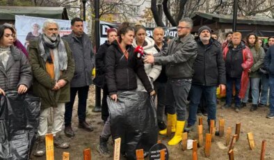 Depremde yaşamını yitirenlerin yakınları Yargı Paketi’ne karşı nöbeti sürdürüyor: ‘Paketi onlar yaptı, çözümü de onlar bulacak’