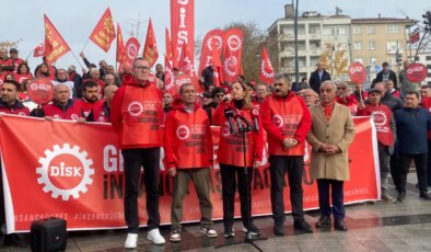 DİSK ‘gelirde adalet’ için Ankara’ya yürüyor: ‘Bu gelen işçinin ayak sesleri!’