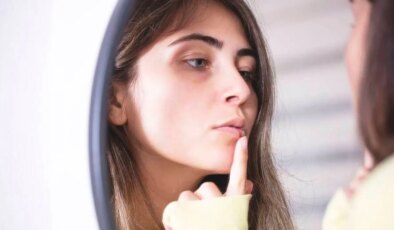 Doğal yöntemlerle hızlı iyileşme rehberi: Uçuğa iyi gelen 6 bitkisel çözüm