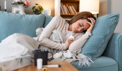 Doğru bilinen yanlış: İlaç alsan da almasan da grip aynı sürede geçer