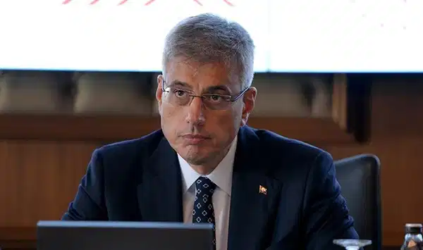 Doğuma Bakan’dan yine müdahale! ‘İnsanların isteğine bağlı sezaryeni azaltmaya çalışıyoruz’