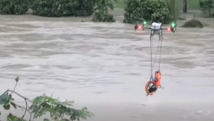 Dronelar, Vietnam’daki sel felaketinde hayat kurtardı