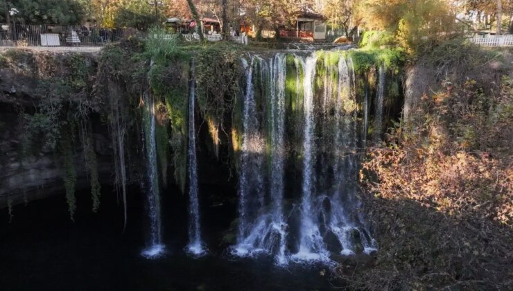 Düden Şelalesi’ne dört mevsim ilgi: 900 bin ziyaretçi ağırladı