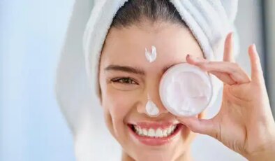 Duş sonrası cilt nemini artıran yeni trend: Moist skin metodu ve faydaları