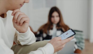 Ekran süresine dikkat: Bu saatten fazlası hasta ediyor…