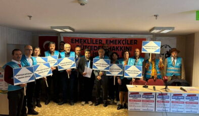 Emekli pazara alışverişe değil döküntü toplamaya gidiyor