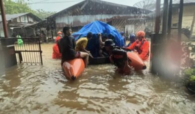 Endonezya’da afetler ile mücadele: Can kaybı sayısı 23’e yükseldi