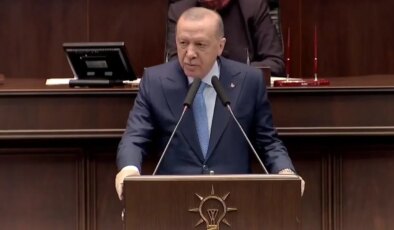 Erdoğan’dan kürsüde ‘Barzani’ tepkisi, Özgür Özel’e ‘cellat’ yanıtı: ‘Cesareti varsa…’