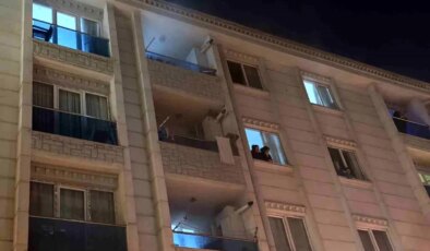 Esenyurt’ta 5 katlı binada yangın paniği: Bina tahliye edildi