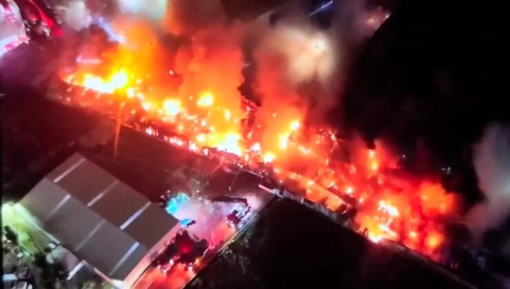 Esenyurt’taki fabrika yangını 4 saattir devam ediyor: Patlamalar peş peşe geldi