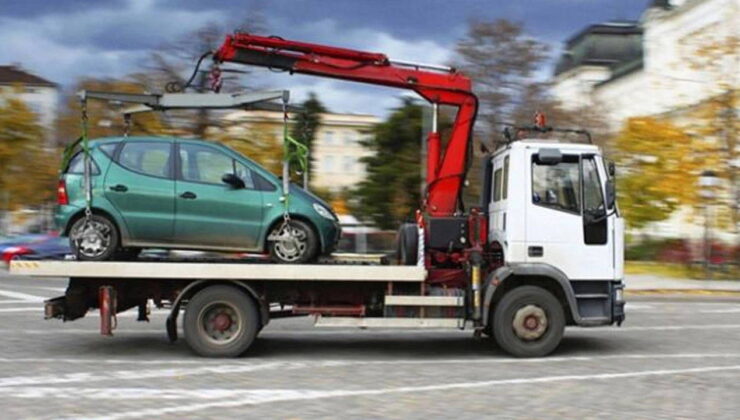 Eskişehir’de arızalı görünümü verilerek çekiciye yüklenen araçtan 480 tabanca çıktı