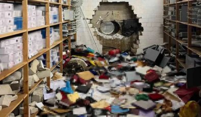 Film gibi banka soygunu: Kasaya duvarı delerek girdiler