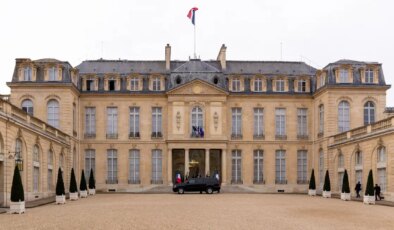 Fransa çalkalanıyor: Élysée Sarayı’nda hırsızlık skandalı