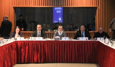 Galataport’a kruvaziyer gemisiyle gelen turistler, özel tramvayla Tarihi Yarımada’ya ulaşacak