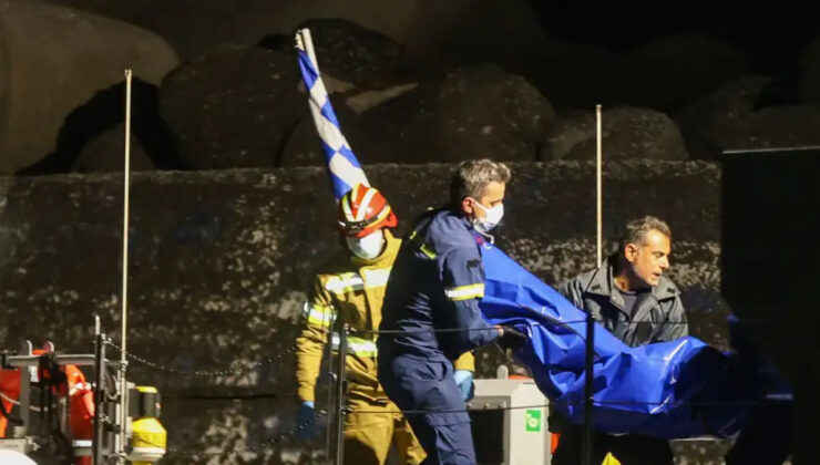 Girit açıklarında alabora olan teknede 17 göçmen hayatını kaybetti