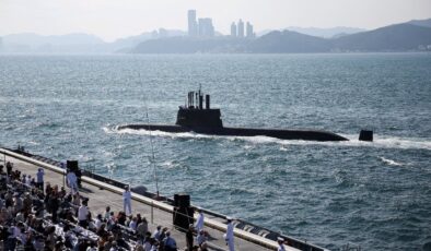 Güney Kore tartışmalı adalar çevresinde askeri tatbikat yaptı