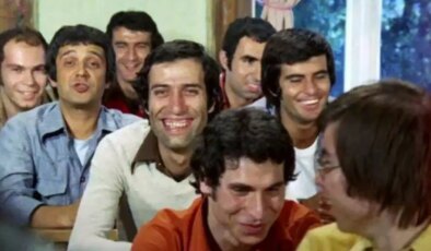 Hababam Sınıfı Sınıfta Kaldı filminin konusu ne? Hababam Sınıfı Sınıfta Kaldı filmi oyuncuları kim?