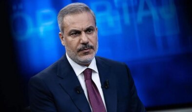 Hakan Fidan’dan SDG’ye ‘siyaset’ çağrısı: ‘Silahla yoluna devam edersen…’