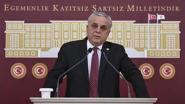 Hasan Ufuk Çakır’dan ‘başka parti’ açıklaması: ‘Millet bana ne derse…’
