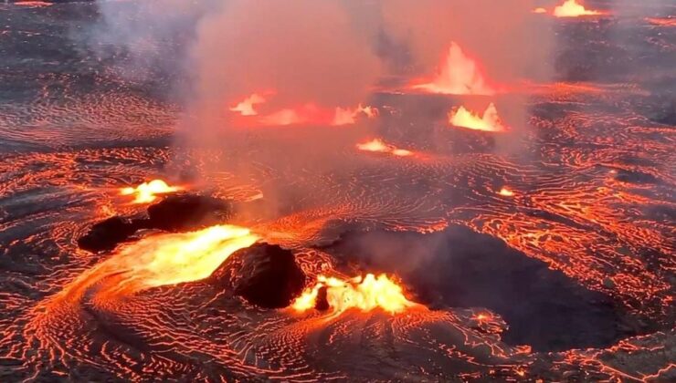Hawaii’deki Kilauea Yanardağı patladı: Lavlar 120 metre yüksekliğe ulaştı