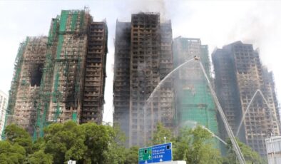 Hong Kong’da gökdelen yangını faciası: Can kaybı 94’e yükseldi