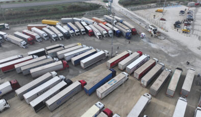 İpsala Sınır Kapısı’nda tır trafiği durdu, ticaret aksadı