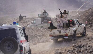 İran ve Umman dışişleri bakanları Yemen’deki gelişmeleri görüştü