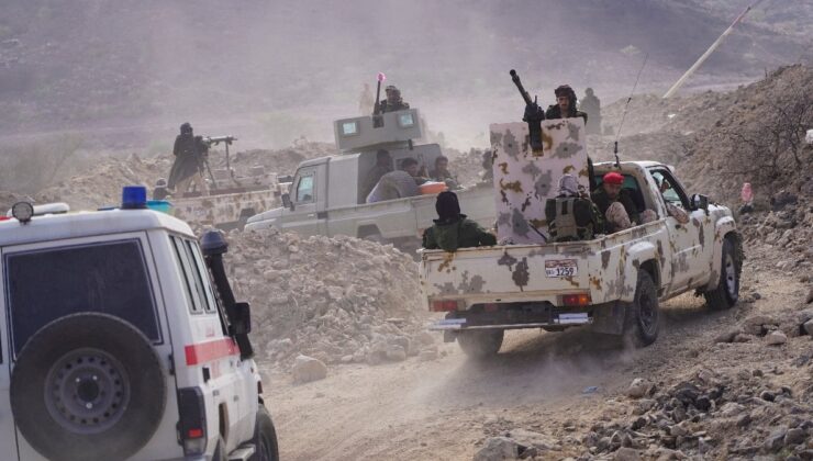 İran ve Umman dışişleri bakanları Yemen’deki gelişmeleri görüştü