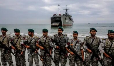İran’dan güç gösterisi: Hürmüz Boğazı’nda deniz tatbikatı başlattı